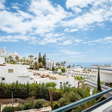 259 Club Atlantis Amazing Location, Sea View *