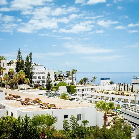 259 Club Atlantis Amazing Location, Sea View * Costa Adeje (Tenerife)