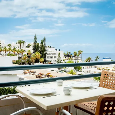 259 Club Atlantis Amazing Location, Sea View